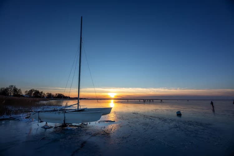 Zonsondergang op het IJs