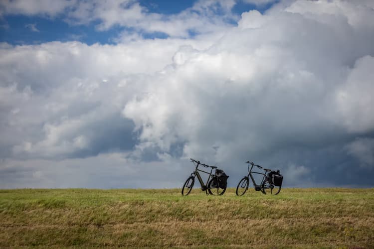 Fietsen onder de Wolken