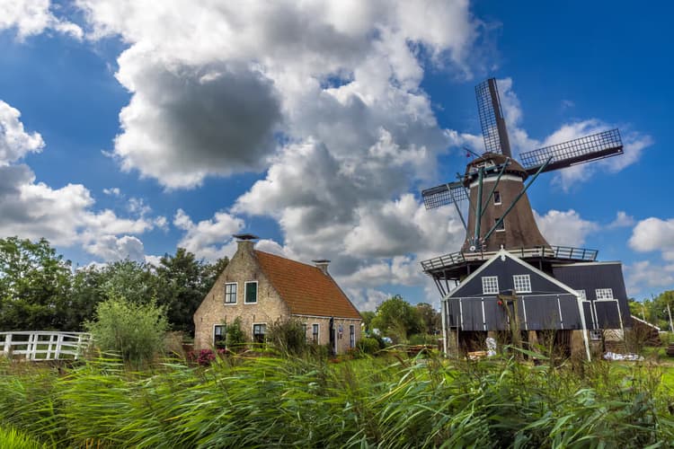 Molen en Boerderij